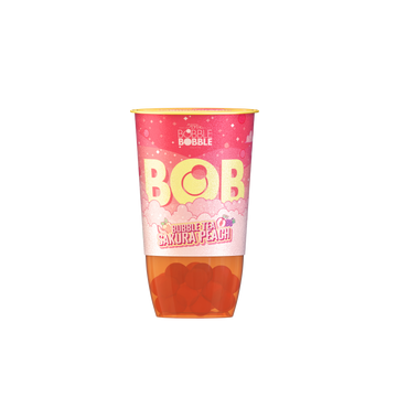 Bobble tea nápoj zo zeleného čaju s pero a licily, nápojové perly obsahujúce hroznový džús 360 ml