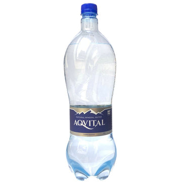 Prírodná minerálna voda obohatená kyselinou uhličitanou Aqvital 1500 ml